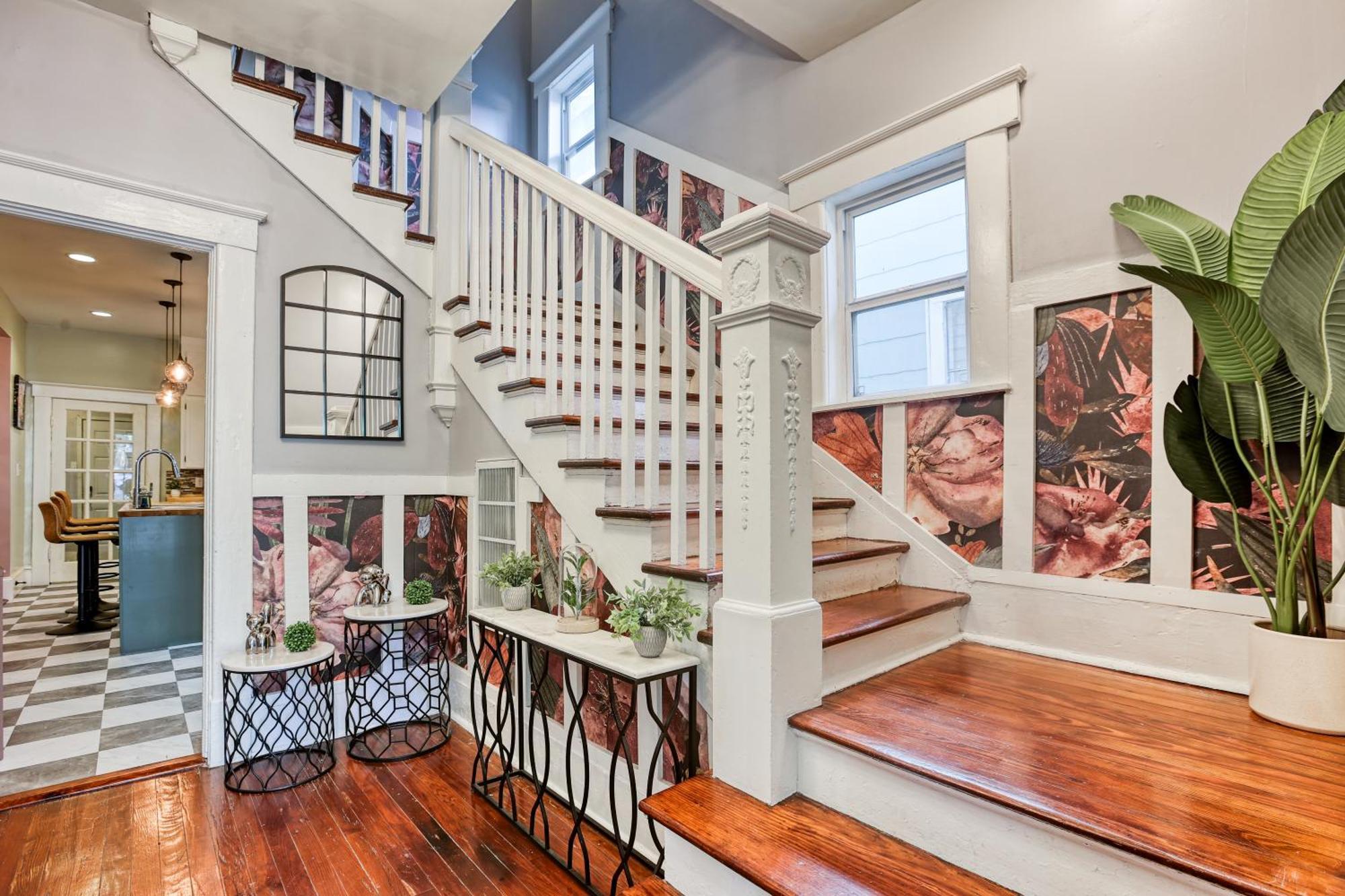 Ferienhaus 5min To Dt, Forsyth, River St & Starland- Historic *